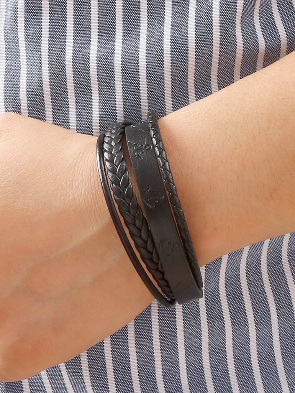 3/$35 NWT Men’s Black Leather Multi-Strand Braided Anchor Bracelet Magnetic